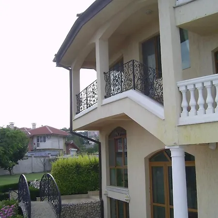 класса люкс Villa Varna