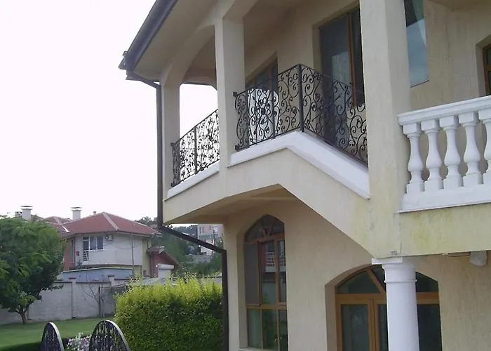 класса люкс Villa Varna